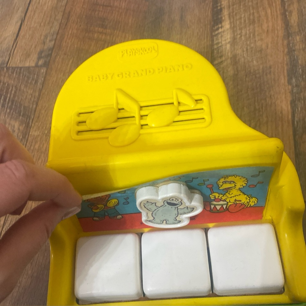 Vintage Sesame Street Baby Grand Piano Toy Playskool 1984 Cookie Ernie Big Bird - Picture 3 of 5